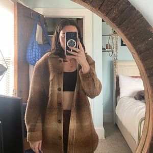 Aritzia ganna shirt jacket